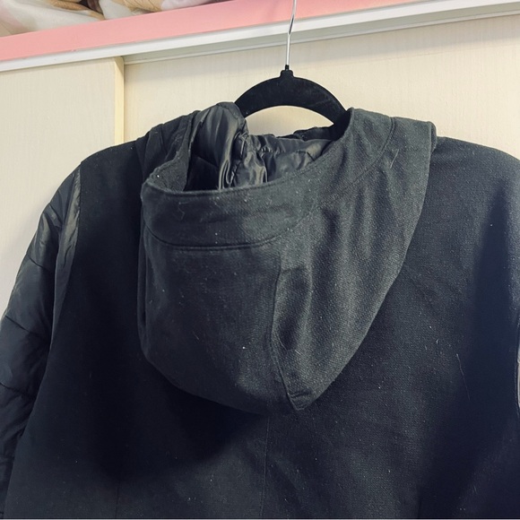 Women’s black COLUMBIA STYLISH & LONG WINTER Coat - Picture 6 of 10